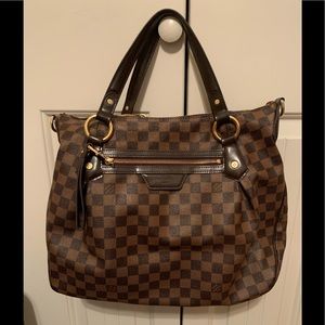 Used Louis Vuitton Shoulder Bag